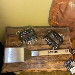 New Orleans Saints BBQ Spatula and Meat Grip set